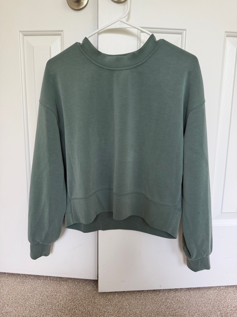 lululemon athletica sage green pullover sweatshirt